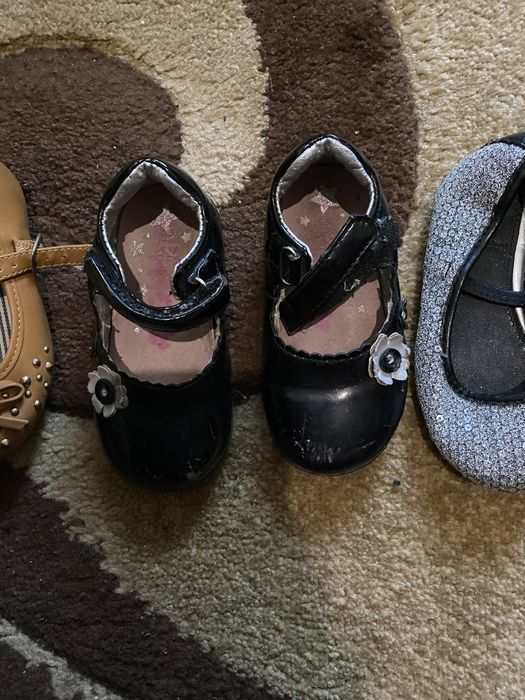 Туфли на маленькую девочку