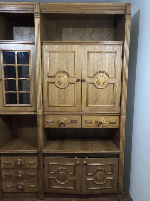 Mobilă living din lemn masiv-stare impecabilă-model clasic-Suceava