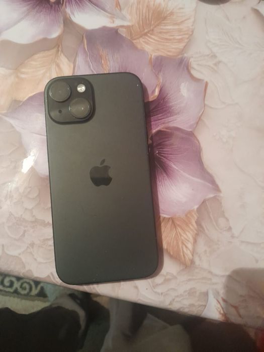 IPhone 15 с коробкой