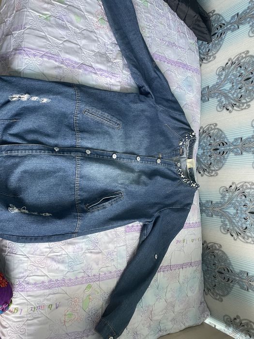 продам джинсовую куртку, цена 5 тысяч, размер хл