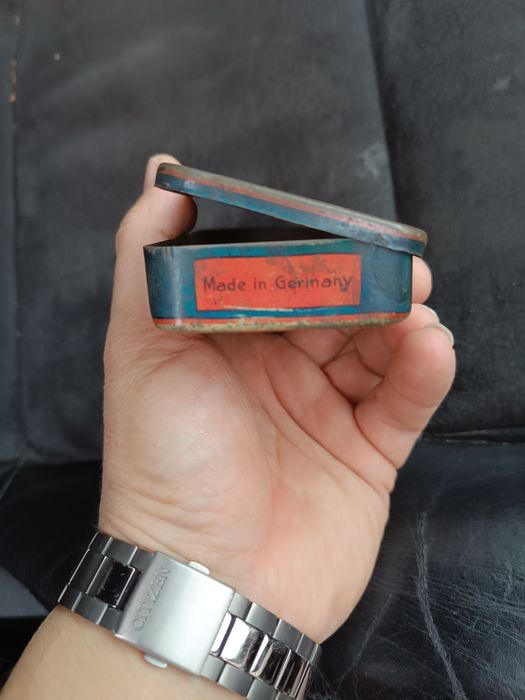 Стара немска кутия