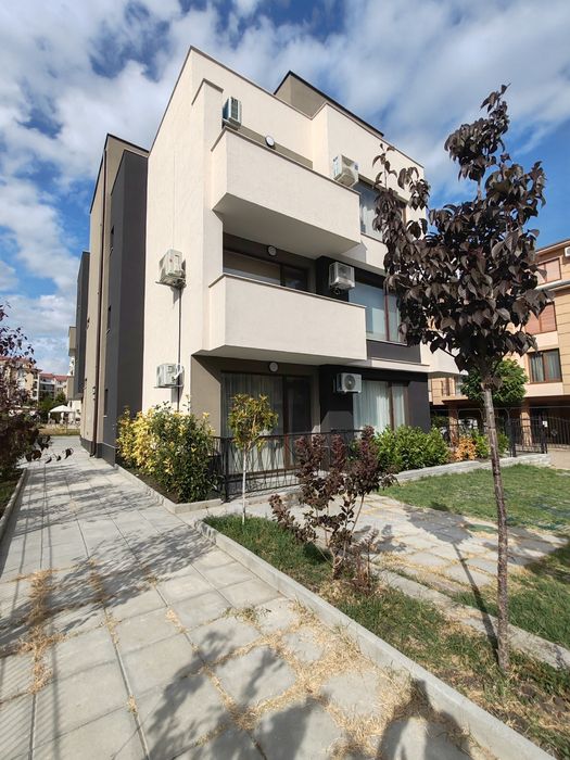 Продава се Тристаен апартамент в Бургас, Сарафово - 95 кв.м за 612 €/кв.м - Снимка #11