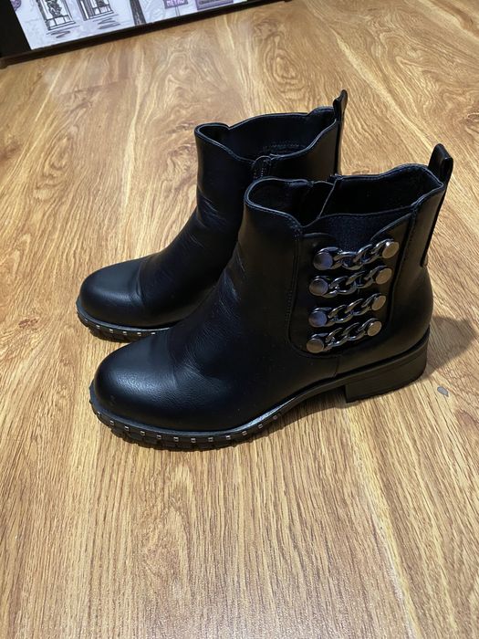 Боти чисто нови за есен зима!!!