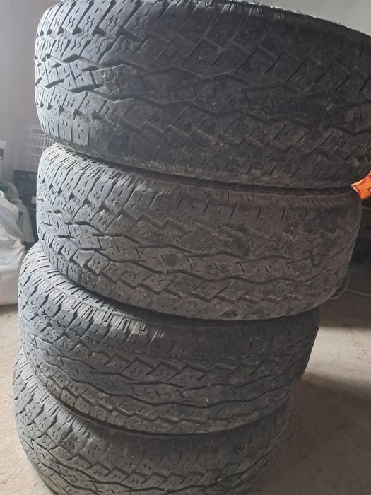 Шины 265/65 R17 4 штук