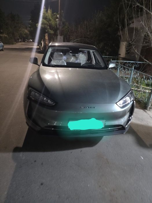 Продаётся Seres SF5