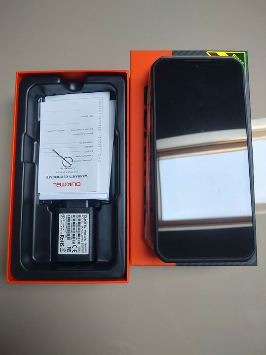 Telefon rezistent - rougged  Oukitel WP62