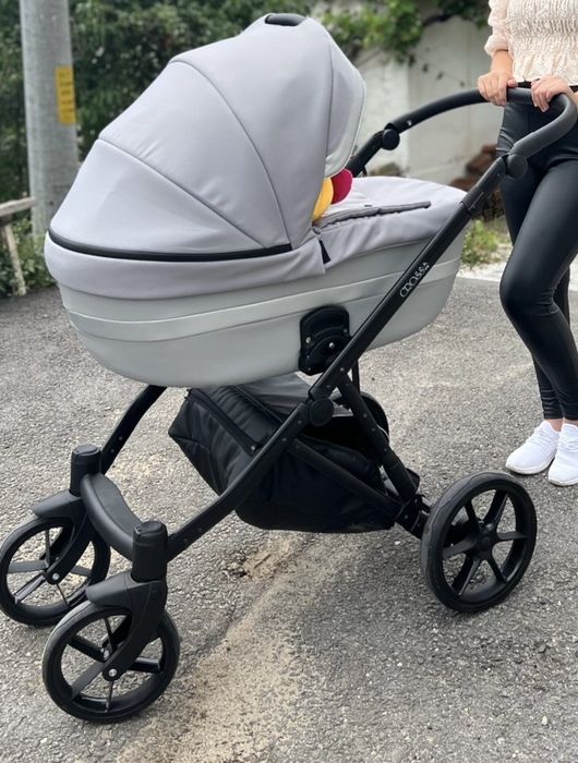 Бебешка количка Cross 3 в 1