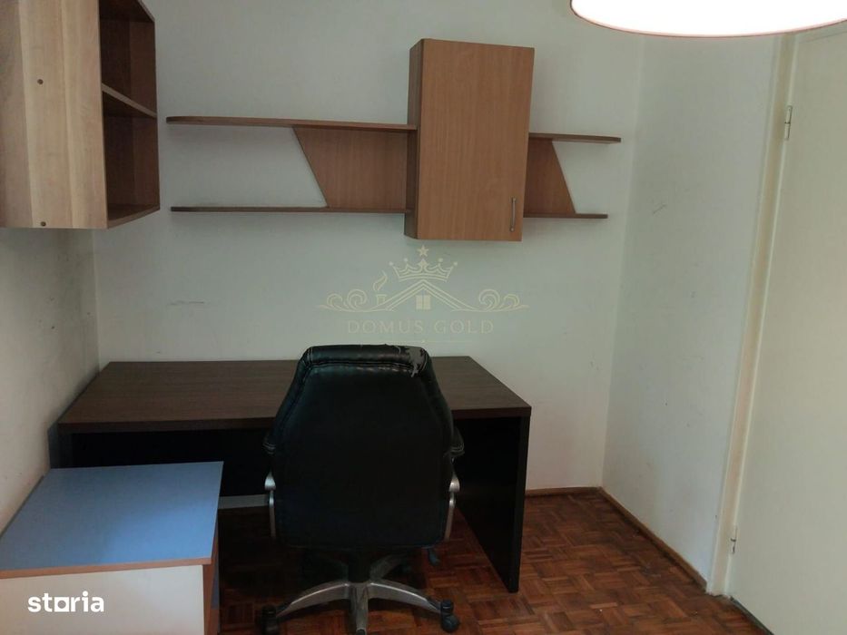 Vind apartament 3 camere in Gheorgheni .