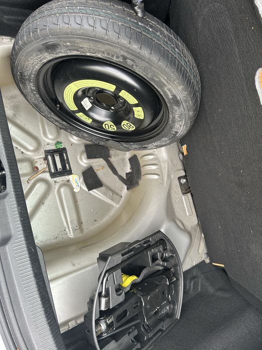 На части Peugeot 207 1.4 16v 95 кс 2009г