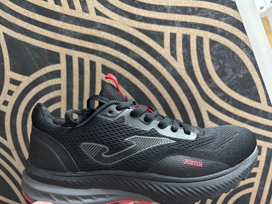 Продам кросовки jooma