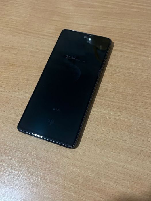 Обменяю самсунг с20 фе