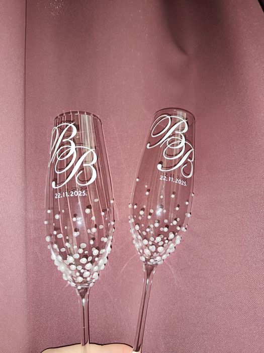 Чаши и комплекти за сватба, кръщене, кумове, кръстници, младоженци