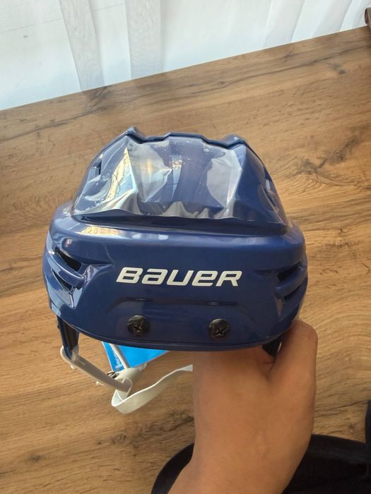 Хоккейный шлем bauer