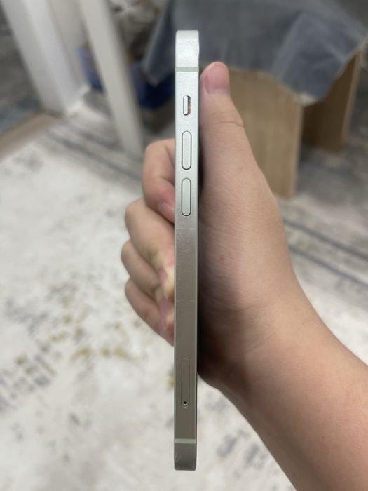 Айфон 12 128гб.