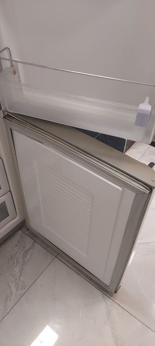Продам холодильник  Samsung