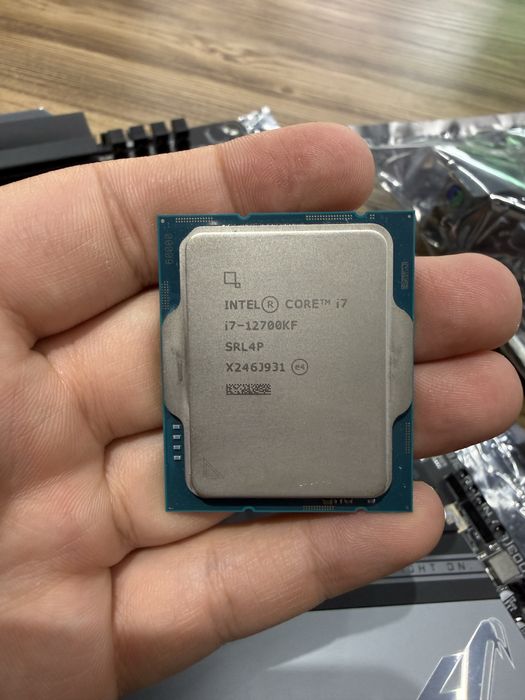 Продам материнку Gigabyte aorus z790Pro x Wifi + i7 12700kf
