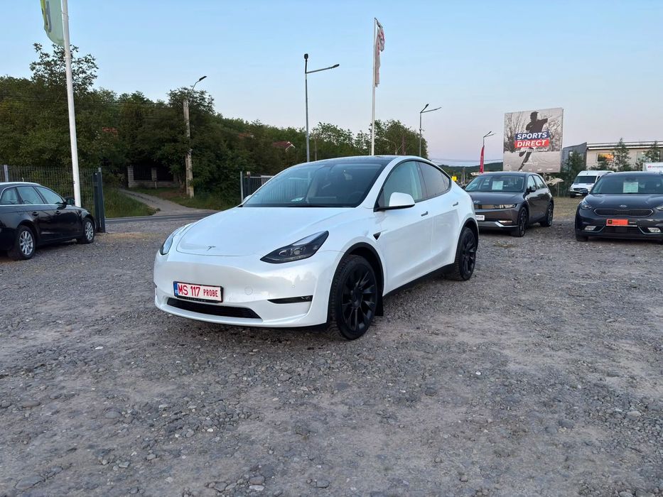 Tesla Model Y Tesla Model Y Long Range Dual Motor AWD