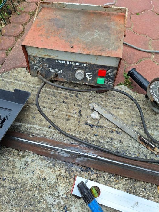 Aparat de sudura cu arc functional pe transformator cupru 20 Kg