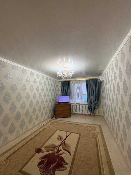 Продам 2 комнатную Район ГМЗ улучшенная планировка