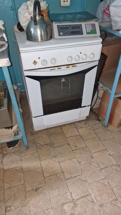 Продам срочно. Все б/у на запчасти. Самовывоз