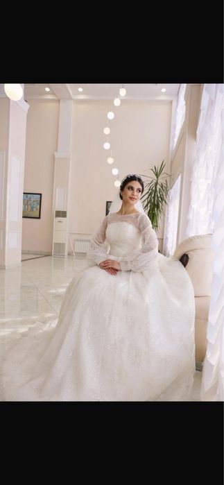 Роскошное свадебное платье