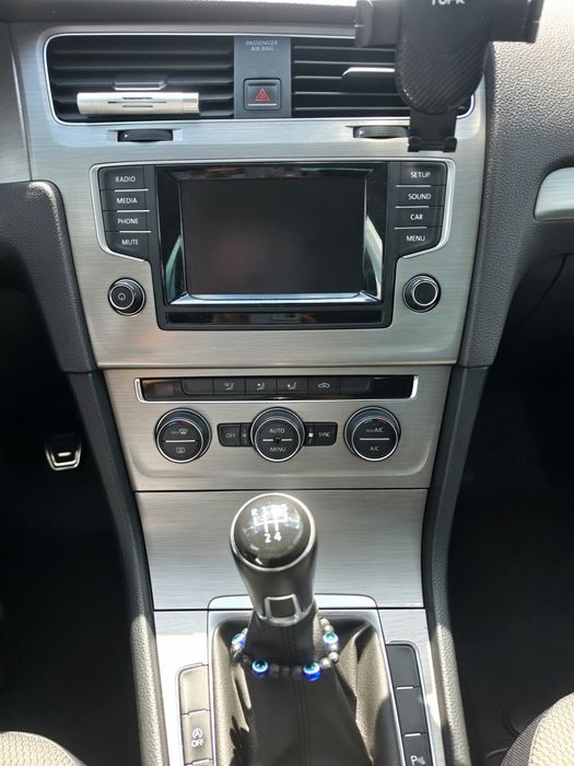 VW Голф 7  1.6 TDI