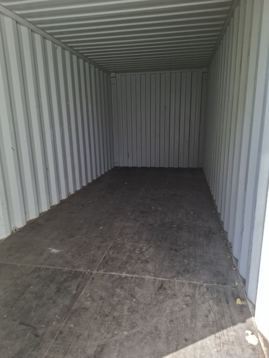 Морски контейнери 20 фута с ел.инсталация..