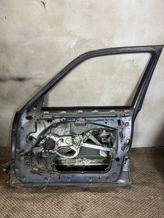 Двери, багажник на БМВ е34