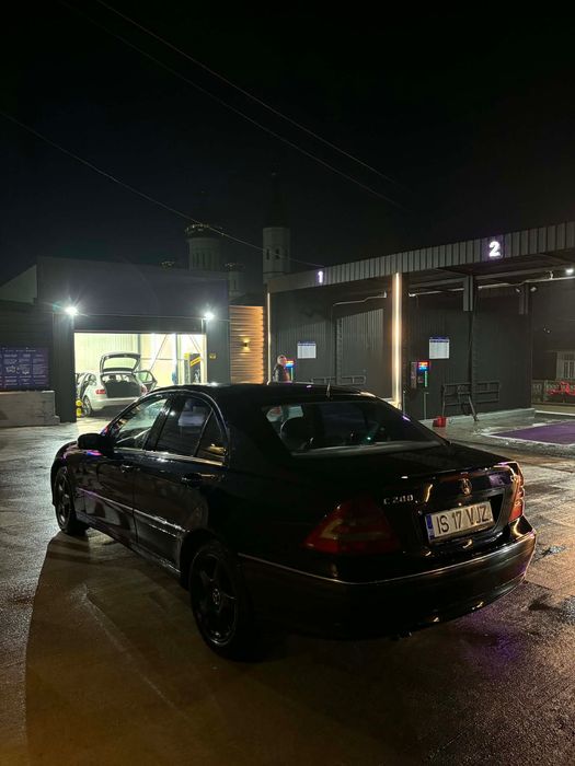 Mercedes Benz C220 CDI W203