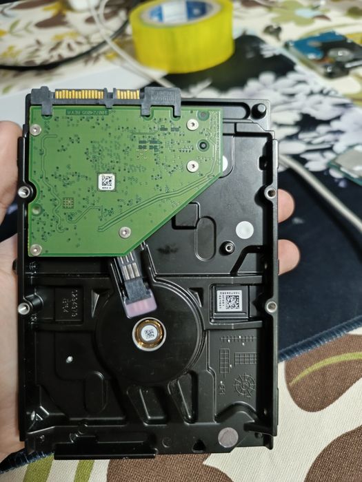 1 TB HDD, 1 терабайт жёсткого диска SkyHawk