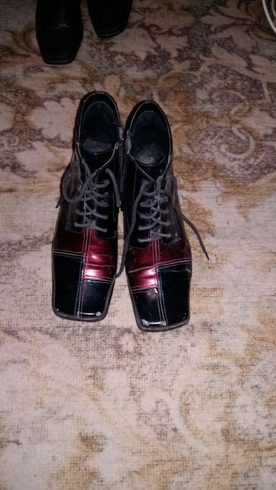 Ботики женские р40