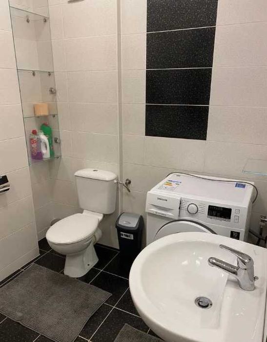 Дава се под наем Двустаен апартамент в Пловдив, Център - 60 кв.м за 265.2 € - Снимка #4