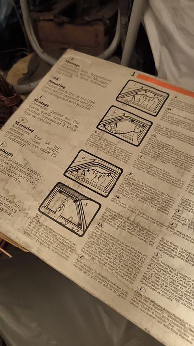 Продам ветровики для автомобиля.