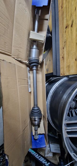 Vand planetara Mercedea W166 dreapta fata noua