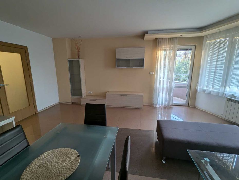 Дава се под наем Тристаен апартамент в София, Изток - 98 кв.м за 867 € - Снимка #2