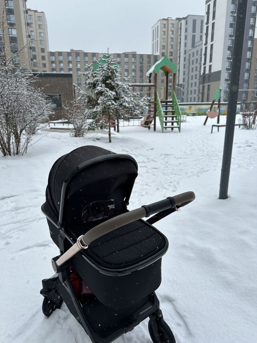 Коляска Kidilo D900 2 в 1