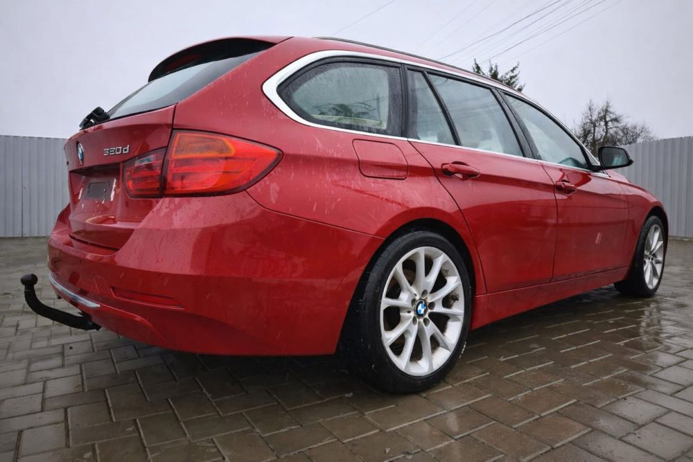 Dezmembrez BMW 320d X-drive 4x4 F31 Luxury,Navi,Xenon,Recaro crem,suspensie adaptiva,carlig -Culoare: Melbourne Red Metallic