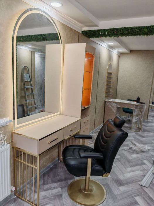 Sartarosh kreslo sotiladi