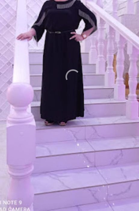 Продается платье женское