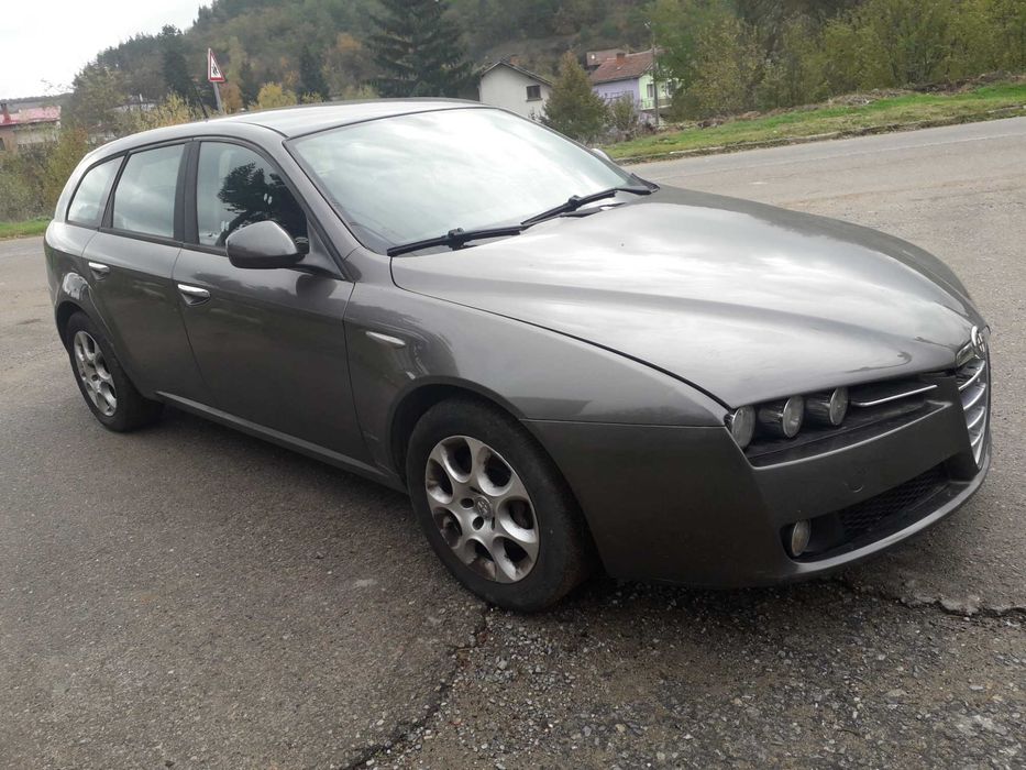 Алфа 159 на части