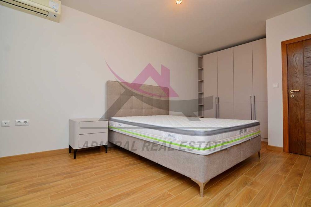Дава се под наем Тристаен апартамент в Варна, Център - 115 кв.м за 1196.97 € - Снимка #4