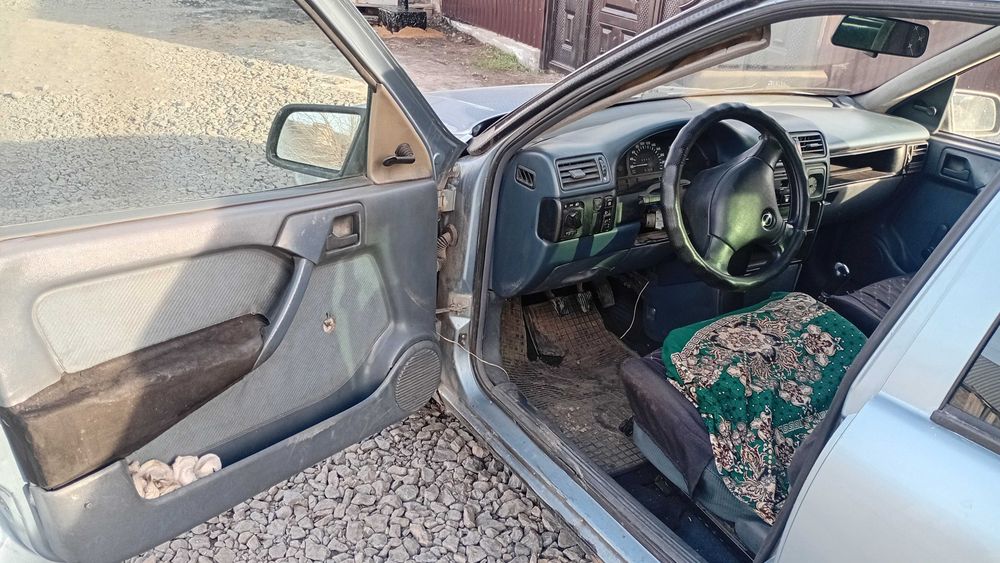 Opel Vectra а 1.8л