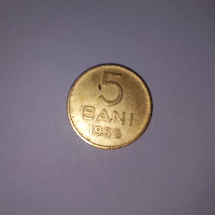 Vând monedă veche de 5 bani din anul 1956