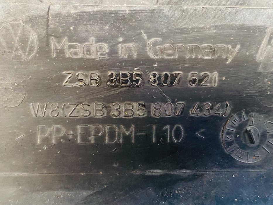 задна броня спойлер VW Passat 5.5 модел 2000-2006 г. #1069V.