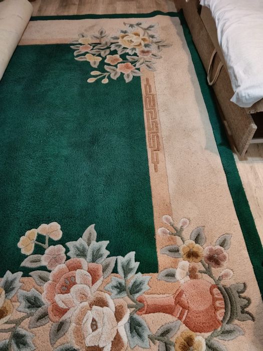 Ковер шерстяной в зал