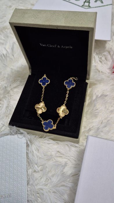 Bratara Van Cleef & Arpels Blue Motifs tip marmura