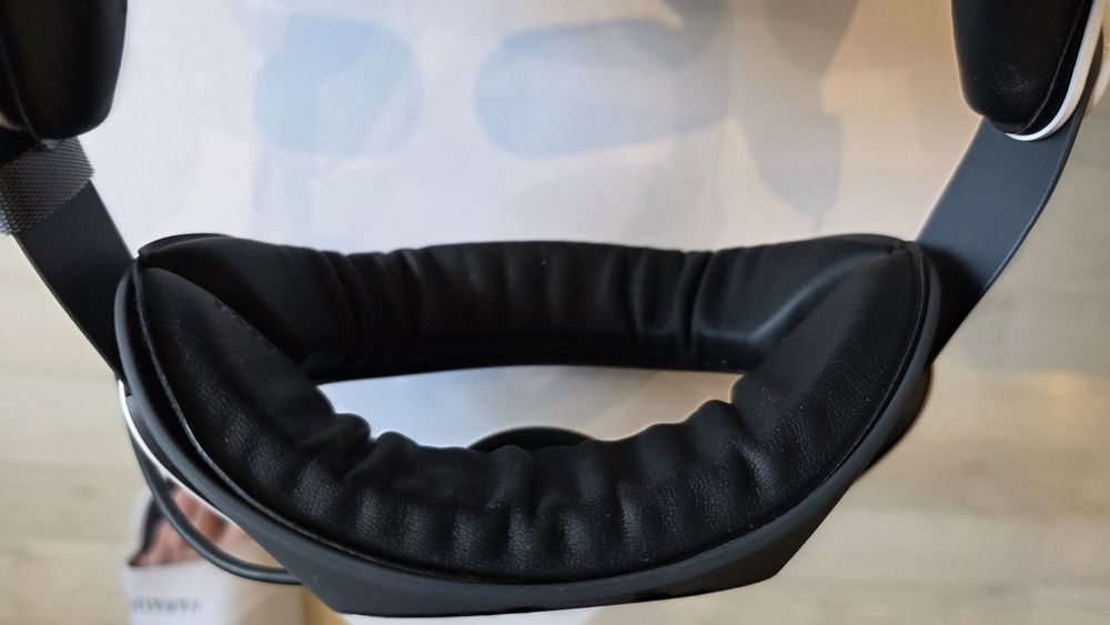 Meta Quest 3 512GB – Pachet Premium BoboVR S3 Pro – Ca Nou (achiziție eMAG 2025)