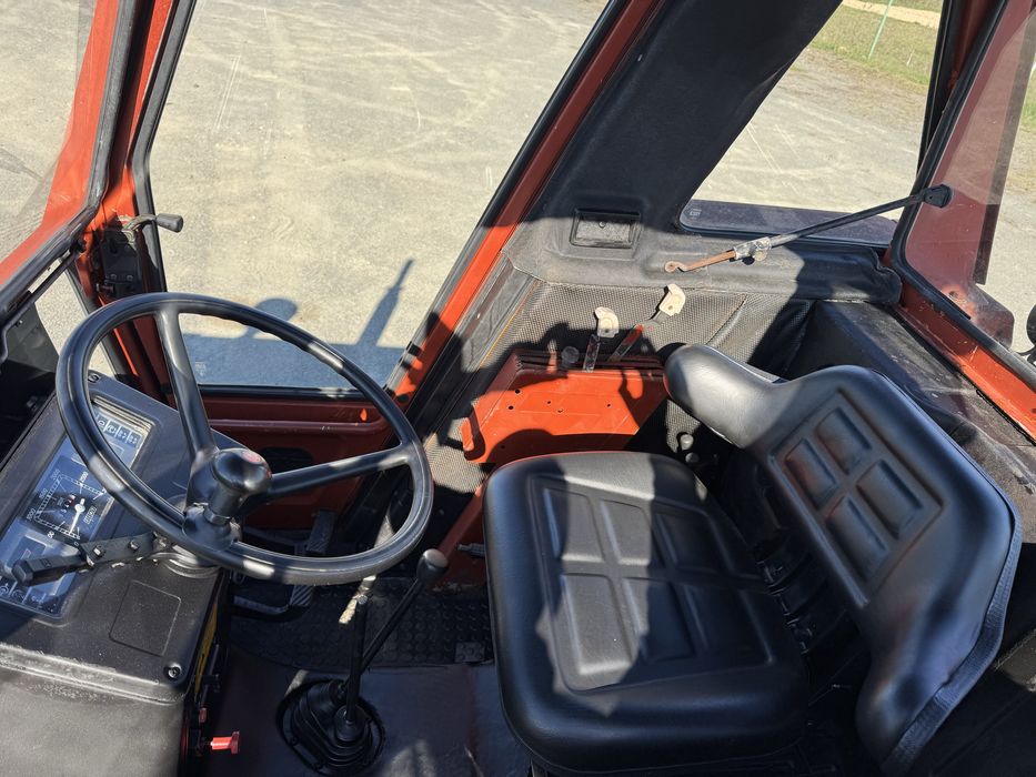 Tractor fiat 880 vopsea originala stare impecabila