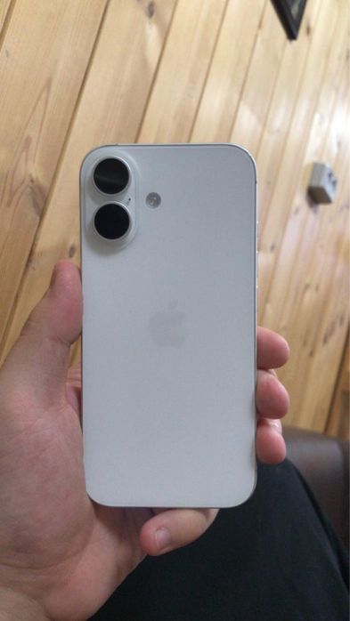 Продается айфон 16