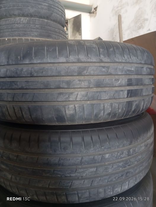 Продам комплект 215/55/17